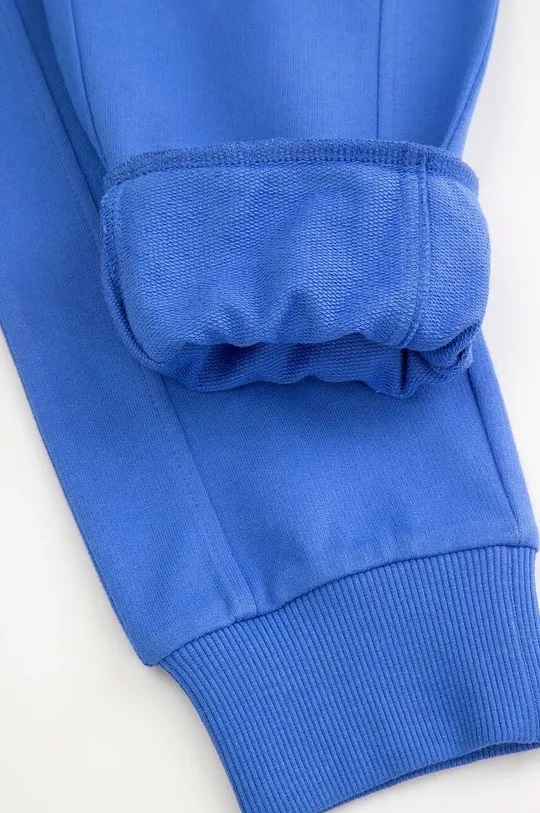 Дитячі бавовняні штани Coccodrillo блакитний ZC4120104VBA