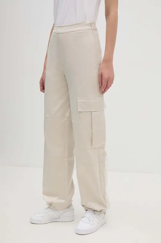 bézs Calvin Klein Jeans nadrág Női