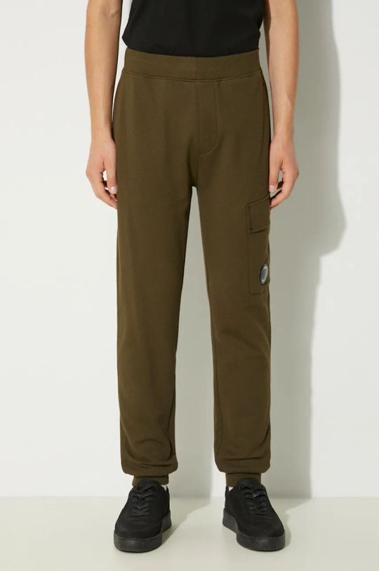 Хлопковые спортивные штаны C.P. Company Diagonal Raised Fleece Cargo Sweatpants гладкий зелёный 17CMSP017A005086W