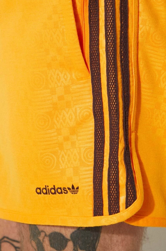 Kraťasy adidas Originals 80s Embossed 3-Stripes Sprinter Short JC6514 oranžová