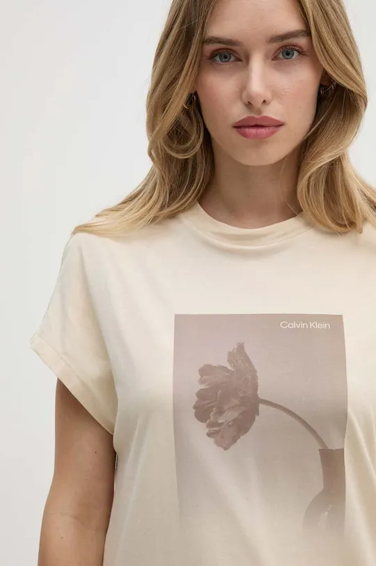 beige Calvin Klein t-shirt in cotone