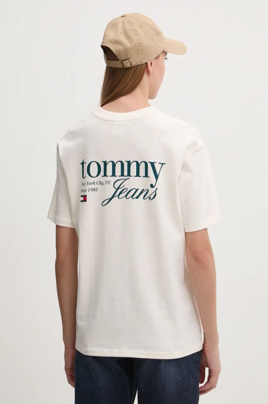 Хлопковая футболка Tommy Jeans хлопок бежевый DW0DW18786