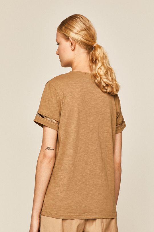 T-shirt damski z ozdobnymi wstawkami beżowy 100 % Bawełna