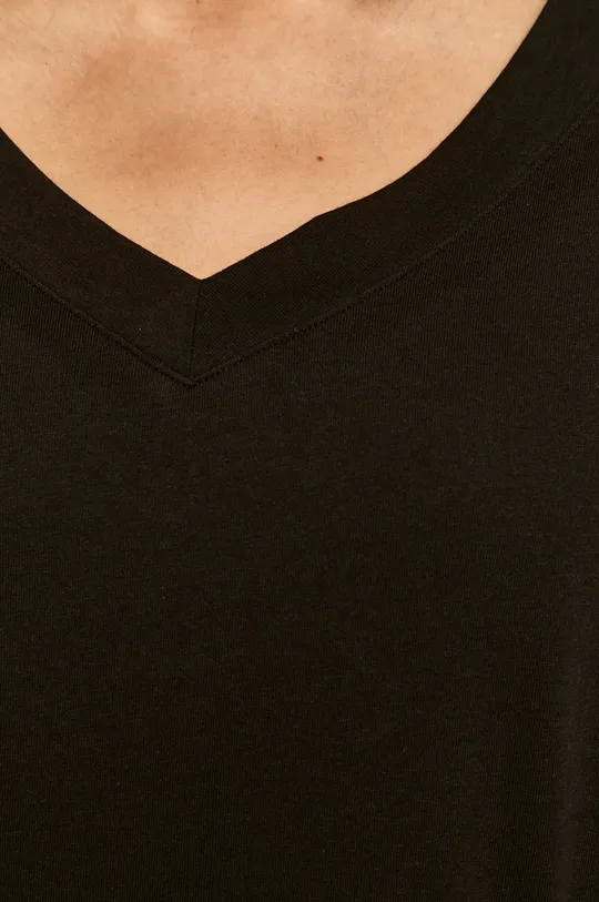 T-shirt damski ze spiczastym dekoltem szary