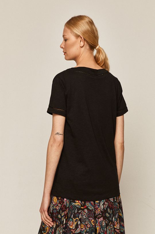 T-shirt damski ze spiczastym dekoltem czarny 100 % Bawełna