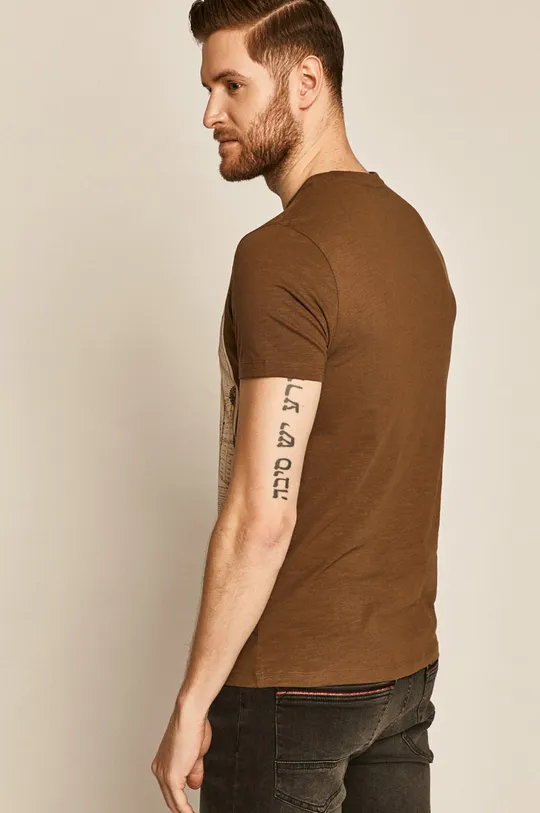 Bawełniany t-shirt męski z nadrukiem brązowy 100 % Bawełna