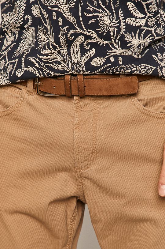 Spodnie męskie  z tkaniny strukturalnej z paskiem brązowe Męski