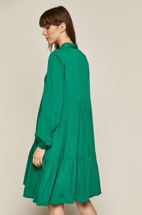 Gładka sukienka damska z falbanką zielona 100 % Wiskoza