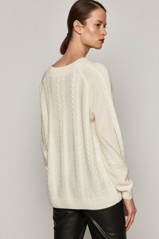 Sweter damski z warkoczowym splotem kremowy 100 % Akryl