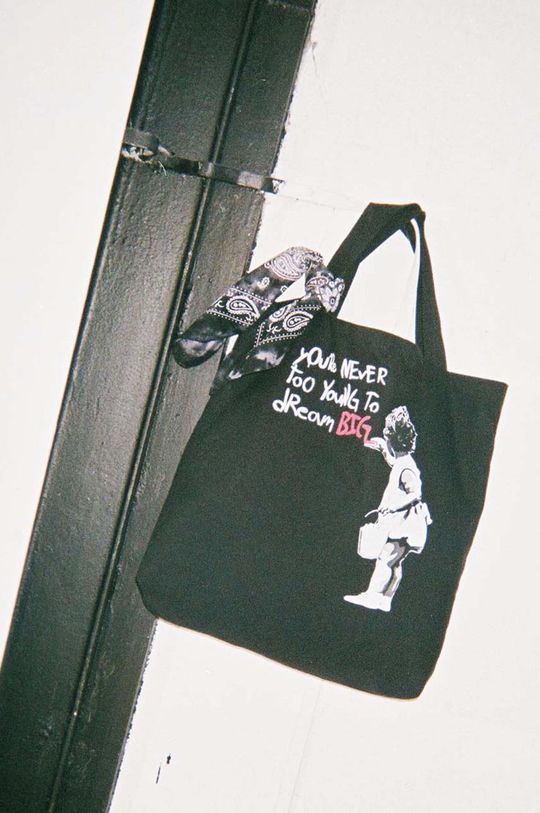 czarny Bawełniana torba Banksy’s Graffiti czarna Damski