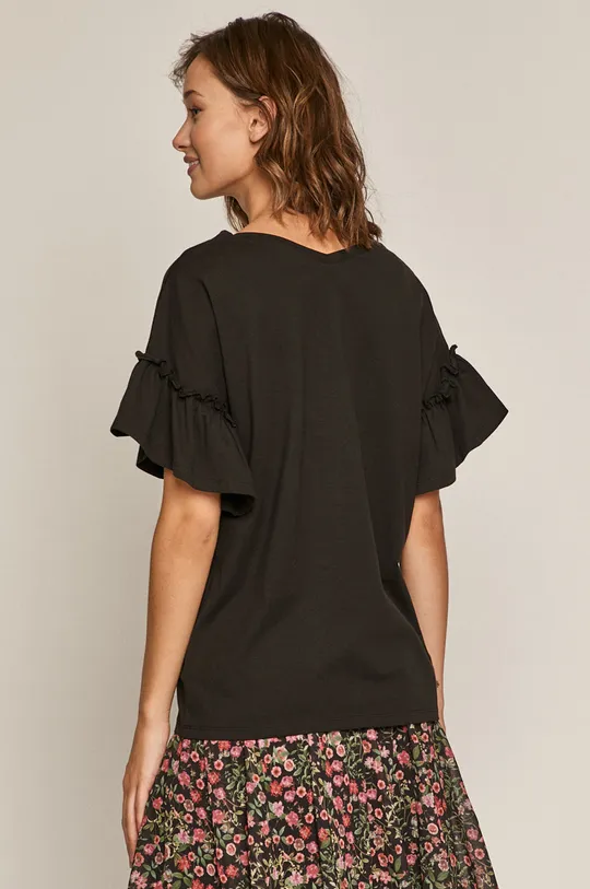 T-shirt damski z falbankami z bawełny organicznej czarny <p>95 % Bawełna organiczna, 5 % Elastan</p>