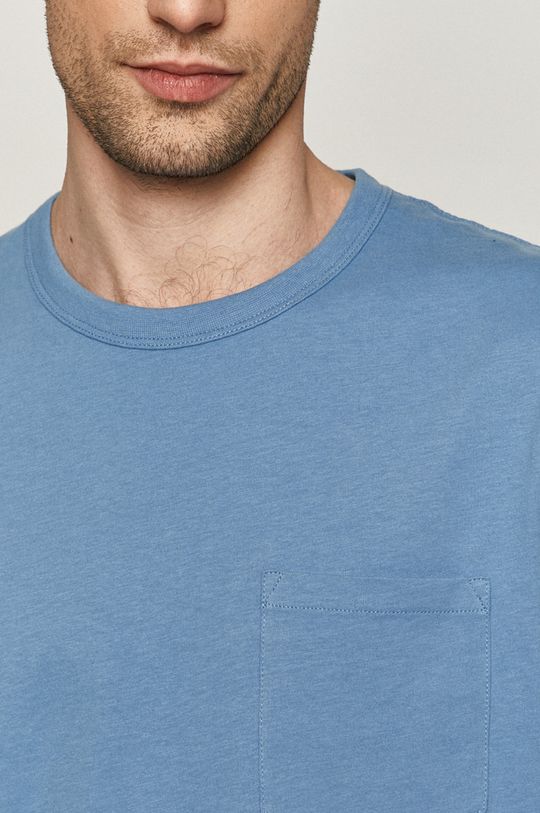 Bawełniany t-shirt męski z kieszonką niebieski