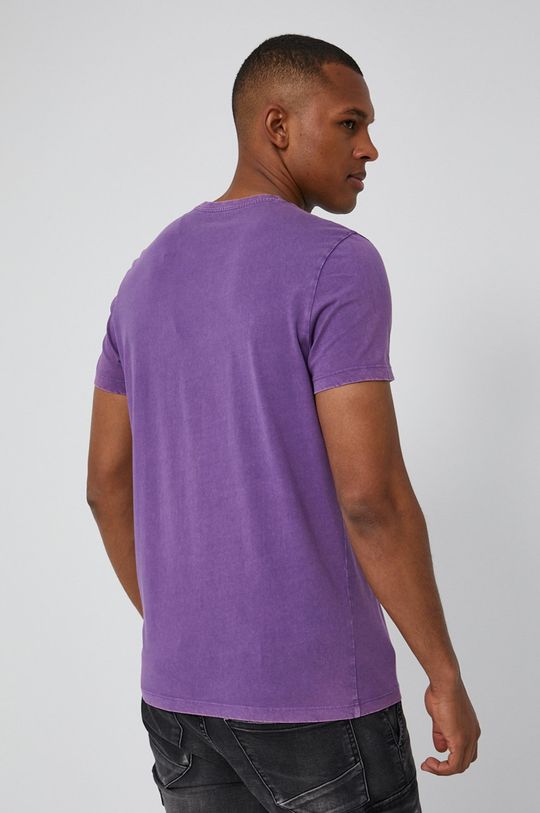 T-shirt męski z efektem acid wash fioletowy 100 % Bawełna