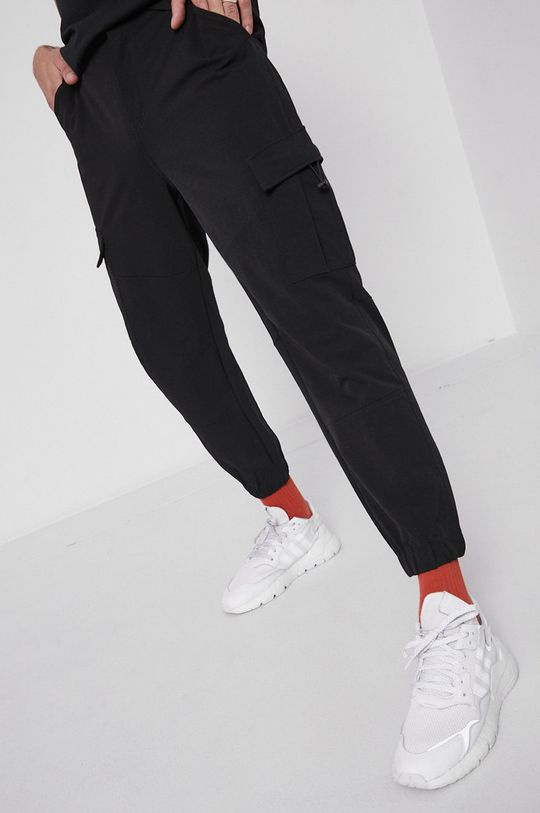 czarny Spodnie z technicznej tkaniny męskie czarne Męski