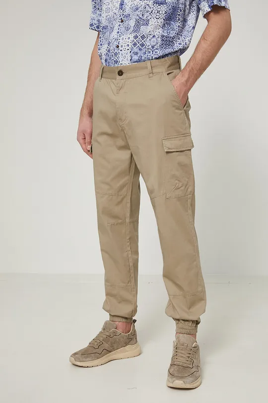 Spodnie męskie gładkie z kieszeniami beżowe beżowy
