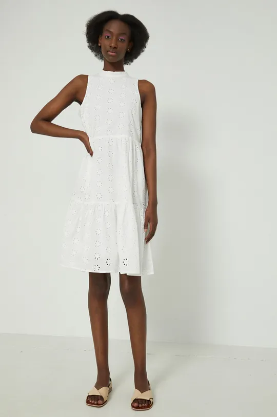 Βαμβακερό φόρεμα Medicine λευκό