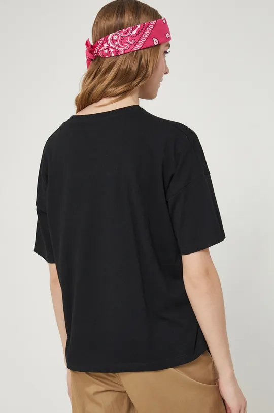 T-shirt damski bawełniany z napisem czarny 100 % Bawełna
