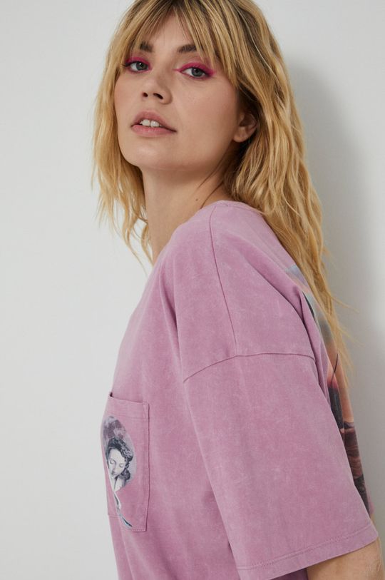 fiołkowo różowy T-shirt bawełniany damski z kolekcji Kolaże by Hint of Time - Collage Studio różowy
