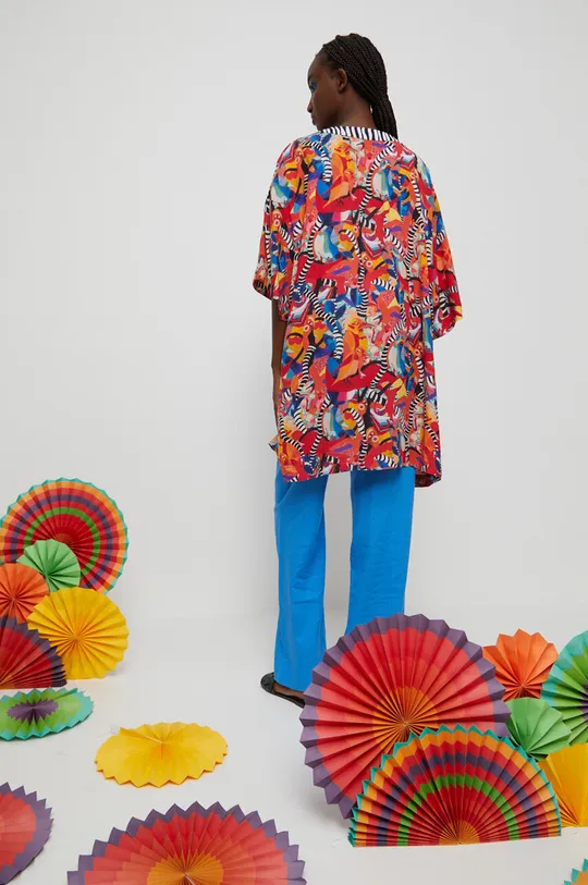 Kimono damskie by Olamaloú kolor multicolor <p>100 % Wiskoza</p>