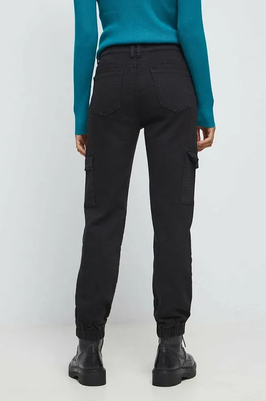 Spodnie damskie jogger kolor czarny 98 % Bawełna, 2 % Elastan