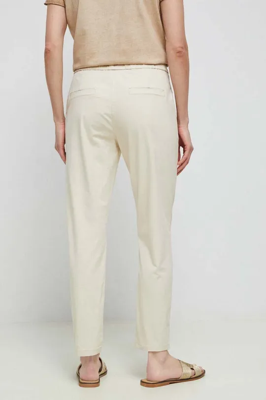 Kalhoty dámské béžová barva  98 % Bavlna, 2 % Elastan