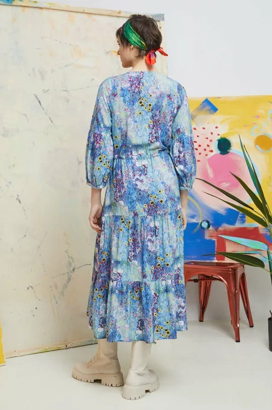 Šaty dámske Eviva L'arte modrá farba <p> 100 % Viskóza</p>
