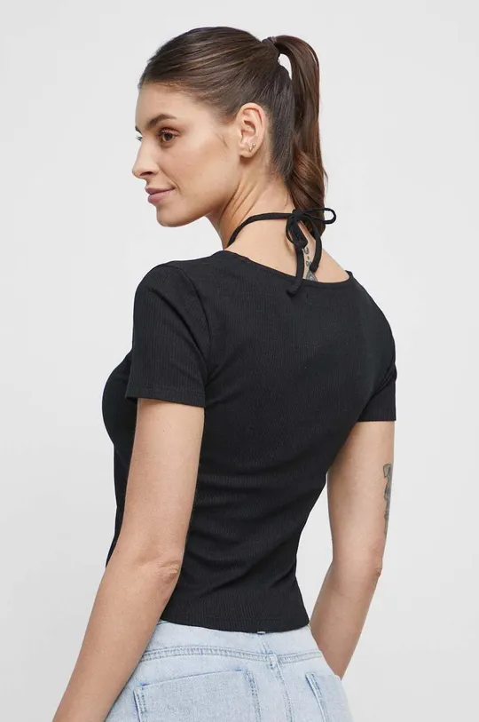 T-shirt damski prążkowany kolor czarny 60 % Bawełna, 35 % Wiskoza, 5 % Elastan