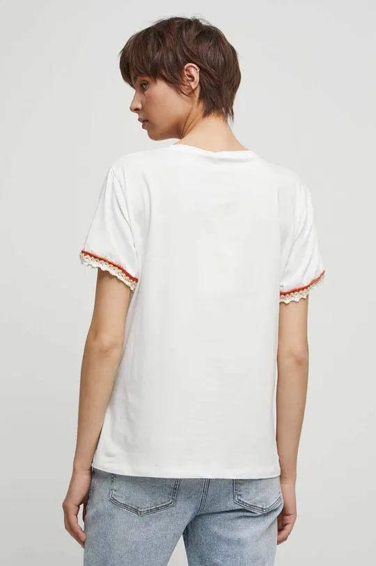 T-shirt bawełniany damski gładki z domieszką elastanu kolor biały 92 % Bawełna, 8 % Elastan