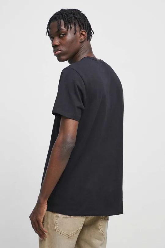 Tričko pánske čierna farba  95 % Bavlna, 5 % Elastan