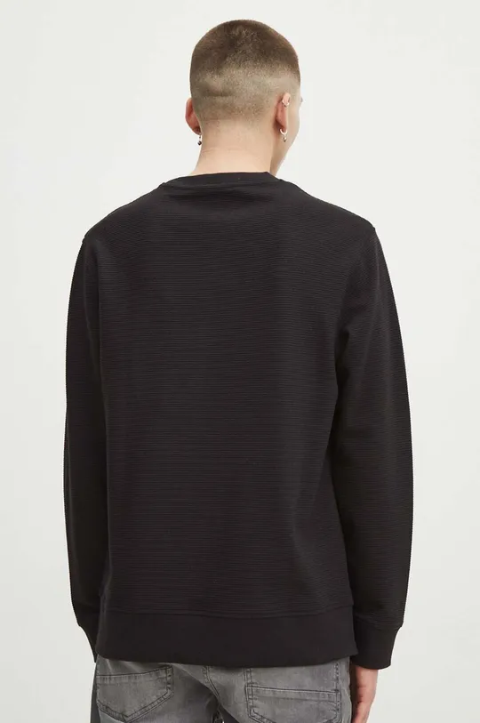 Tričko s dlhým rukávom pánsky čierna farba Hlavný materiál: 60 % Bavlna, 40 % Polyester Doplnkový materiál: 58 % Bavlna, 40 % Polyester, 2 % Elastan