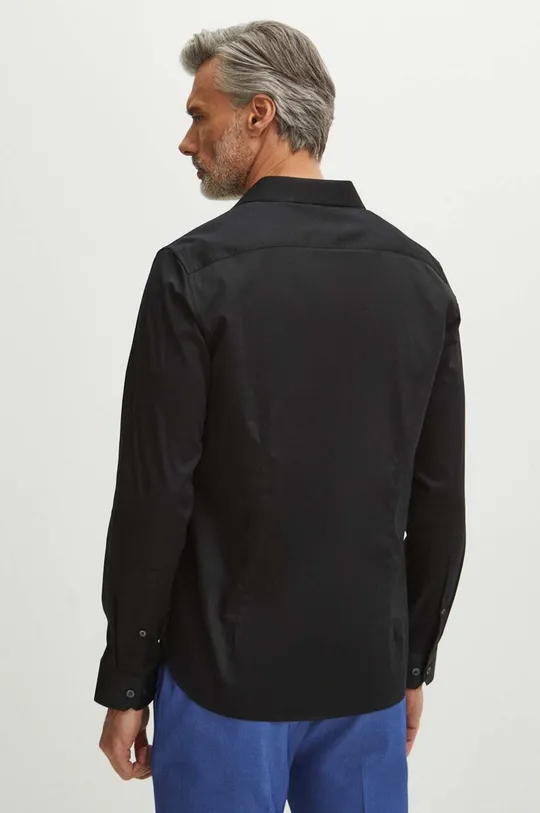 čierna Košeľa pánska s klasickým goleriom čierna farba