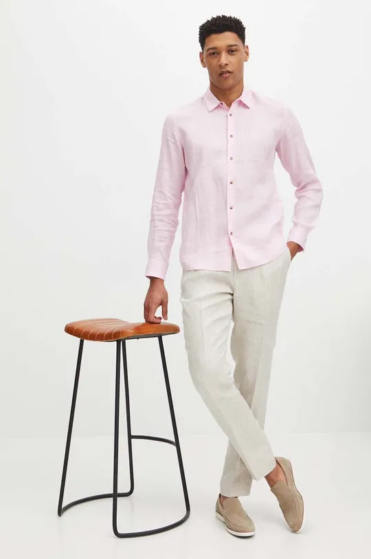 Lněná košile pánská s klasickým límečkem jednobarevná růžová barva <p>100 % Len</p>