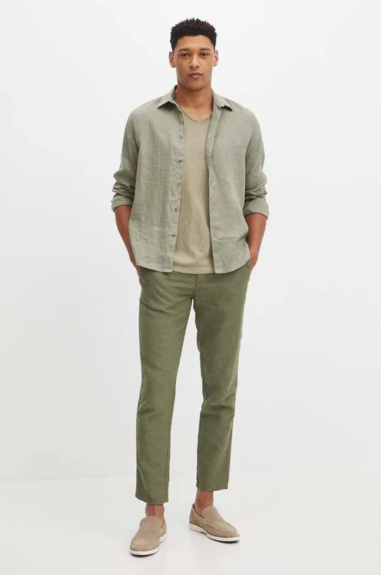 Lněná košile pánská s klasickým límečkem jednobarevná zelená barva <p>100 % Len</p>