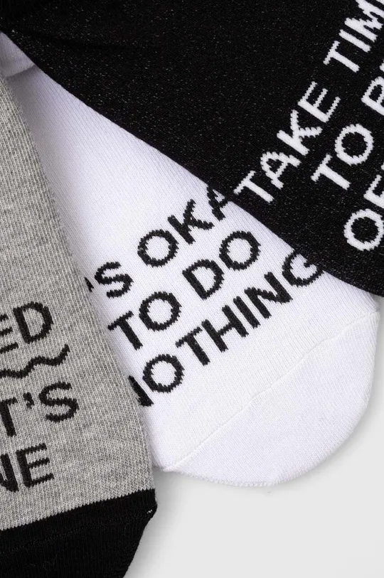 Bavlnené ponožky pánske s nápisom (3-pack) viac farieb viacfarebná