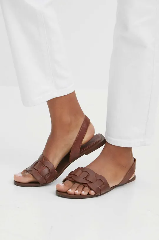 hnedá Kožené sandále dámske hnedá farba Dámsky