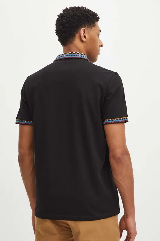 Bavlněné polo tričko pánské s příměsí elastanu s aplikací černá barva <p>98 % Bavlna, 2 % Elastan</p>