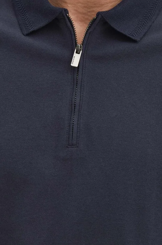 Bavlněné polo tričko pánské s příměsí elastanu ze strukturovaného úpletu tmavomodrá barva Pánský