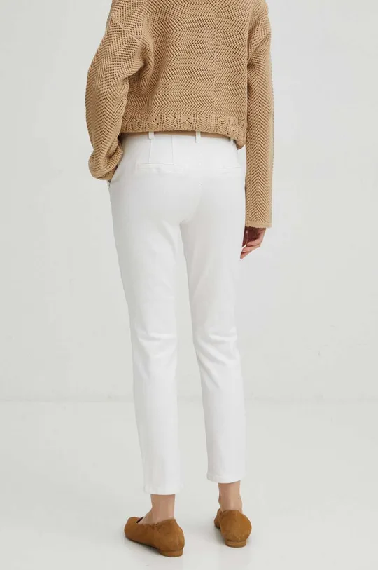 Jeansy damskie slim kolor biały Materiał główny: 97 % Bawełna, 3 % Elastan, Podszewka: 100 % Bawełna