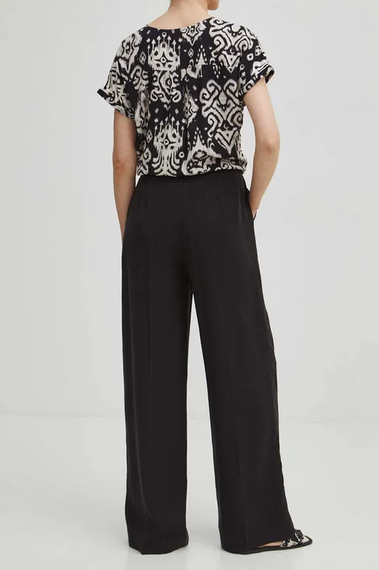 Kalhoty dámské černá barva Hlavní materiál: 100 % Lyocell Podšívka kapsy: 100 % Polyester