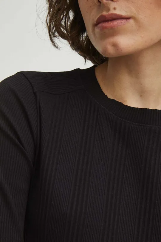 Bavlnené tričko dámske s elastanom pruhované čierna farba Dámsky