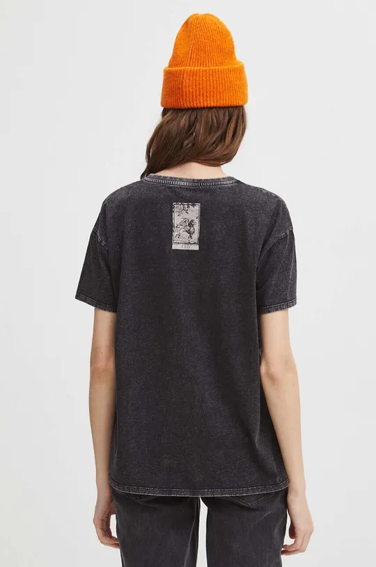 szary T-shirt bawełniany damski z kolekcji Zodiak - Lew kolor szary