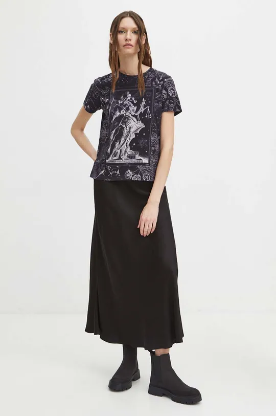 Bavlnené tričko dámske z kolekcie Zverokruh - Váhy čierna farba <p>100 % Bavlna</p>