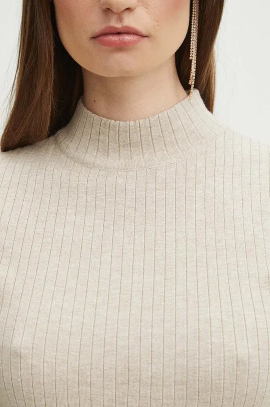 T-shirt damski sweterkowy kolor beżowy