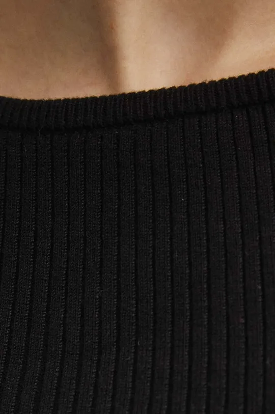 T-shirt damski sweterkowy kolor czarny Damski