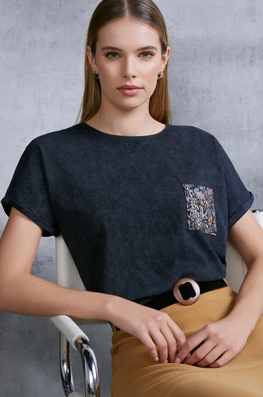 sivá Bavlnené tričko dámske z kolekcie Graphics Series šedá farba Dámsky