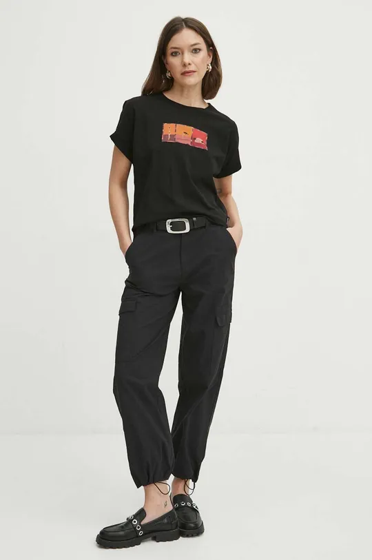 T-shirt bawełniany damski z kolekcji Jerzy Nowosielski x Medicine kolor czarny 100 % Bawełna