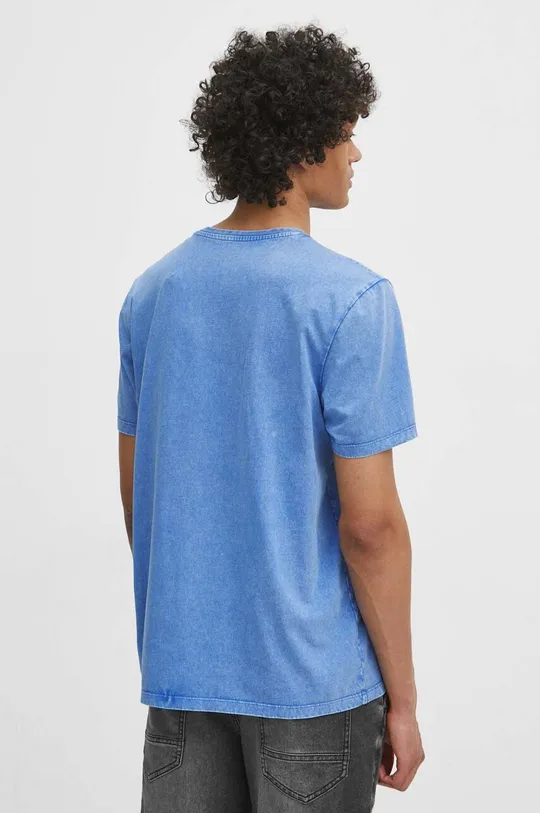 T-shirt bawełniany męski z efektem sprania kolor niebieski 100 % Bawełna
