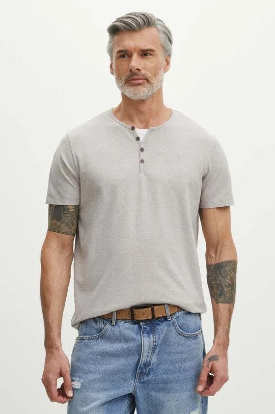 Bavlněné tričko pánské s příměsí elastanu béžová barva béžová