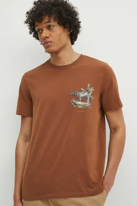brązowy T-shirt bawełniany męski z domieszką elastanu z nadrukiem kolor brązowy Męski