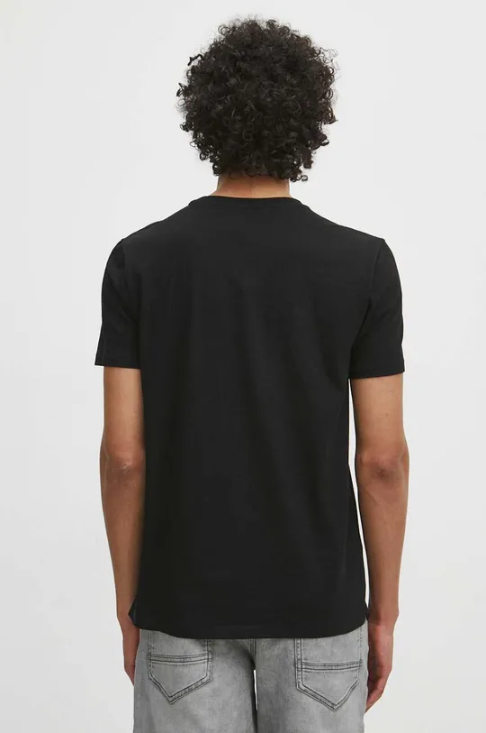 T-shirt bawełniany męski z nadrukiem kolor czarny Materiał główny: 100 % Bawełna